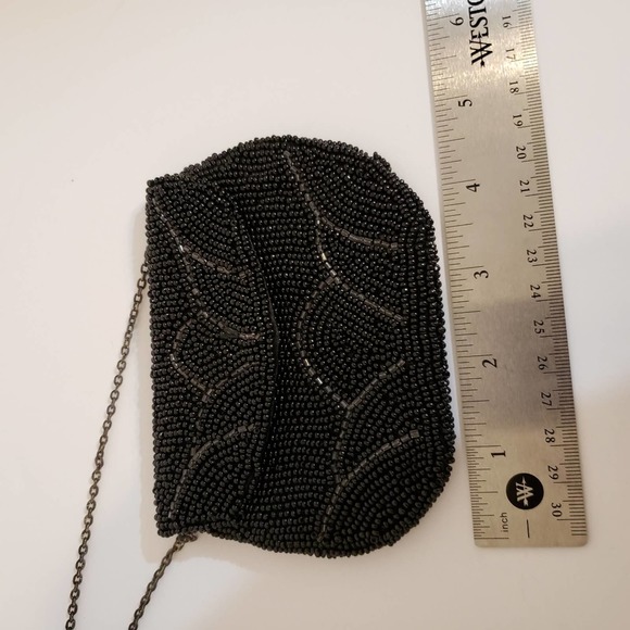 Vintage Beaded Wristlet Black Snap Closure and Silk Lining - Picture 4 of 4